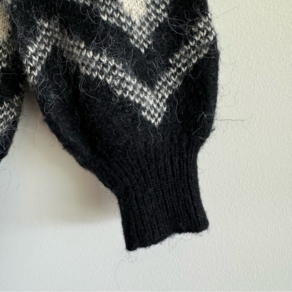 Lumiere zig zag wool/mohair blend sweater size small - Picture 3 of 6